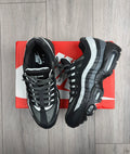 Black and white AIr Maxx